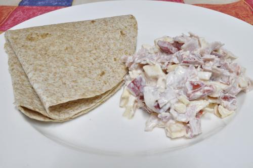 Jak uvařit šunkový salát s kapií ? Snadné recept, připravený za Do 30 minut